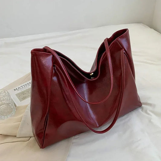 Chic Soft Leather Tote with Crossbody Strap