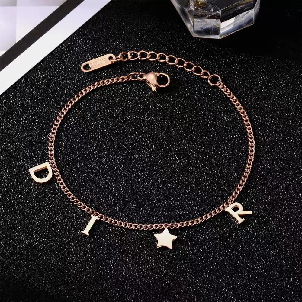 Star Pendant Bracelet