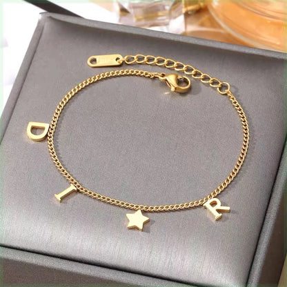 Star Pendant Bracelet