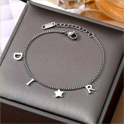 Star Pendant Bracelet